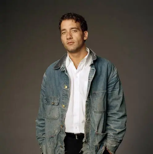Clive Owen Wall Poster picture 5694