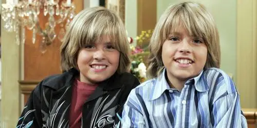 Cole and Dylan Sprouse Computer MousePad picture 942350
