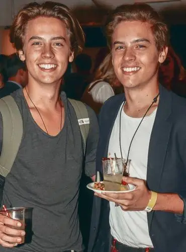 Cole and Dylan Sprouse Baseball Cap - idPoster.com