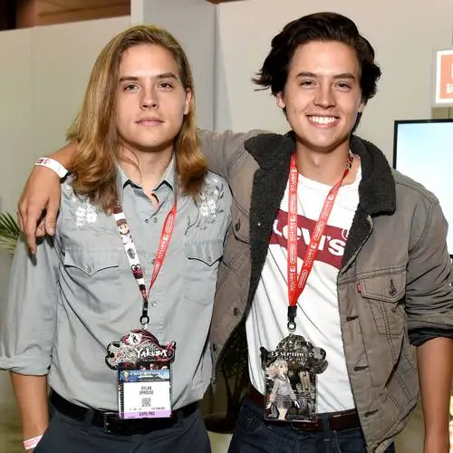 Cole and Dylan Sprouse Fridge Magnet picture 942505