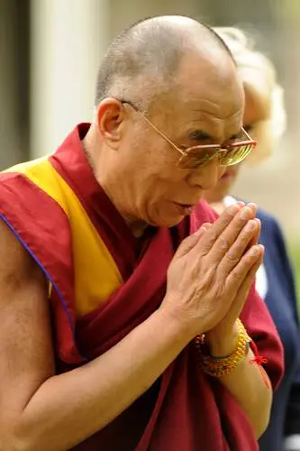 Dalai Lama White Tank-Top - idPoster.com