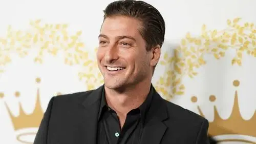 Daniel Lissing Protected Face mask - idPoster.com
