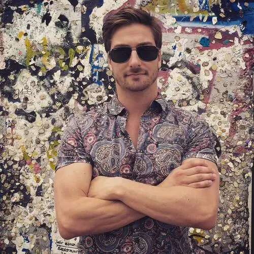 Daniel Lissing Wall Poster picture 949306