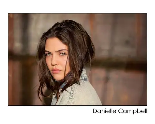Danielle Campbell White T-Shirt - idPoster.com