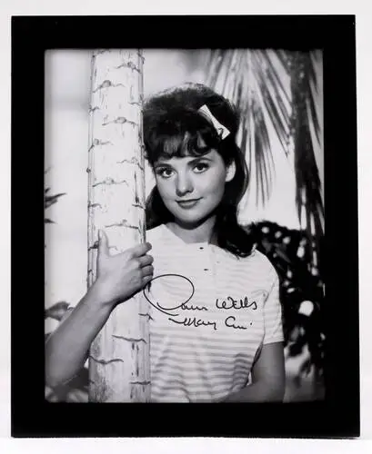 Dawn Wells Jigsaw Puzzle picture 685299