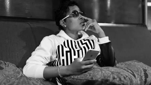 DeJ Loaf Wall Poster picture 941597