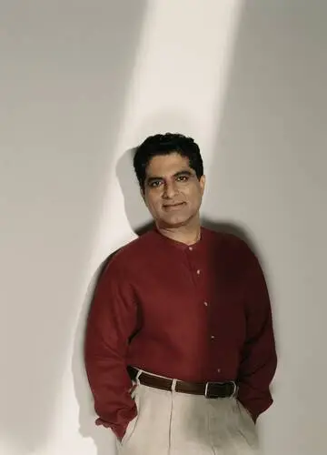 Deepak Chopra Men's Colored T-Shirt - idPoster.com