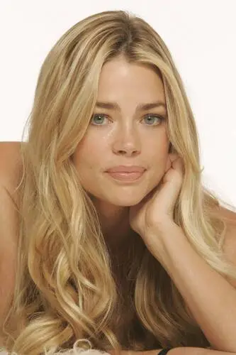 Denise Richards Wall Poster picture 608482
