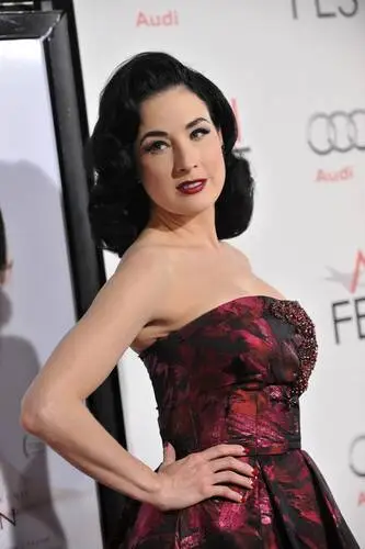 Dita Von Teese Computer MousePad picture 83173