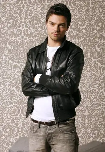 Dominic Cooper Computer MousePad picture 188971