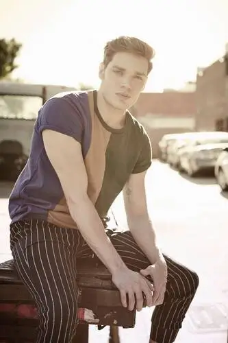 Dominic Sherwood Image Jpg picture 846595