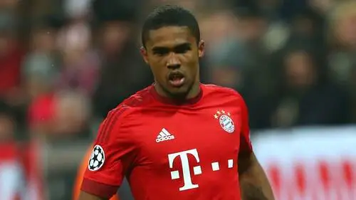 Douglas Costa Wall Poster picture 697883