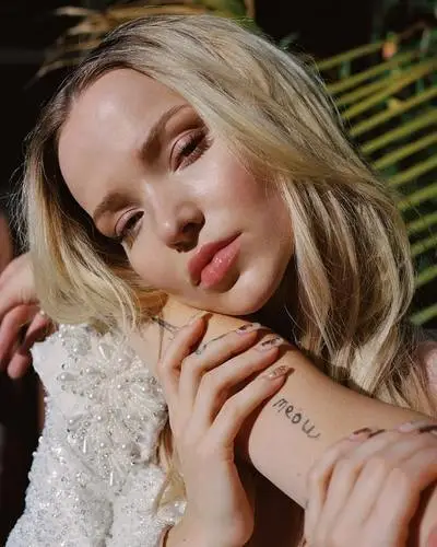 Dove Cameron Wall Poster picture 13513