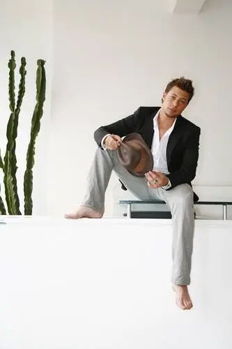 Duncan James Wall Poster picture 518365