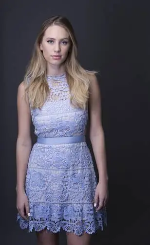 Dylan Penn Computer MousePad picture 598265