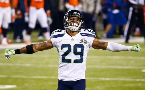 Earl Thomas Jigsaw Puzzle picture 717748