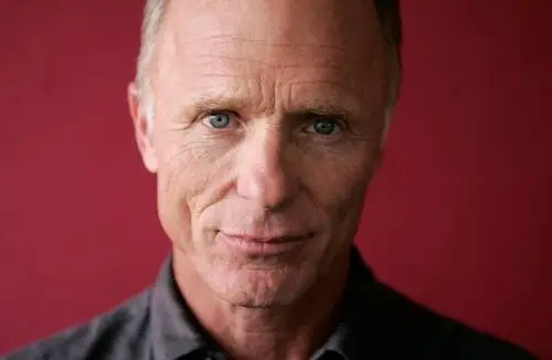 Ed Harris Protected Face mask - idPoster.com