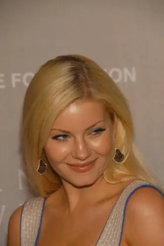 Elisha Cuthbert Jigsaw Puzzle picture 134087