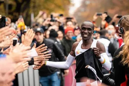Eliud Kipchoge Wall Poster picture 896394