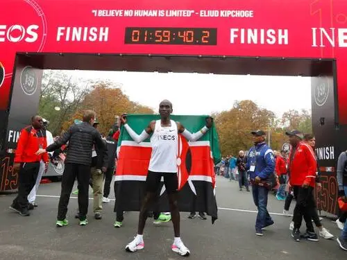 Eliud Kipchoge Protected Face mask - idPoster.com