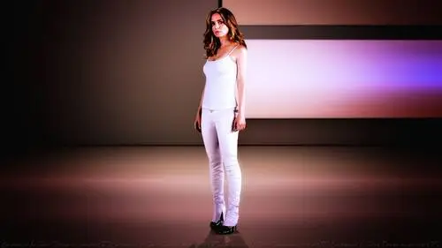 Eliza Dushku White T-Shirt - idPoster.com