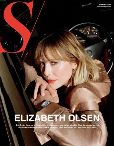 Elizabeth Olsen Men's Colored  Long Sleeve T-Shirt - idPoster.com