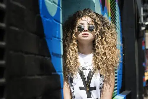 Ella Eyre Protected Face mask - idPoster.com
