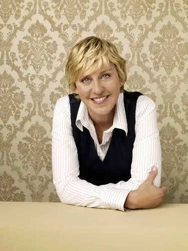 Ellen DeGeneres White T-Shirt - idPoster.com