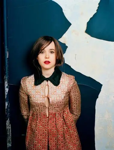 Ellen Page Women's Colored Hoodie - idPoster.com
