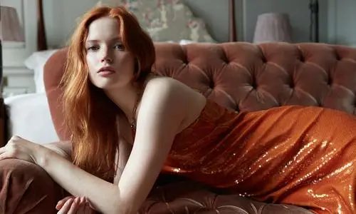 Ellie Bamber Wall Poster picture 1047791