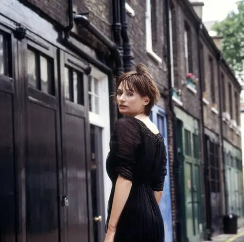 Emily Mortimer Wall Poster picture 616035
