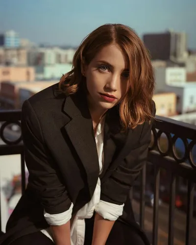 Emily Rudd Wall Poster picture 1148827