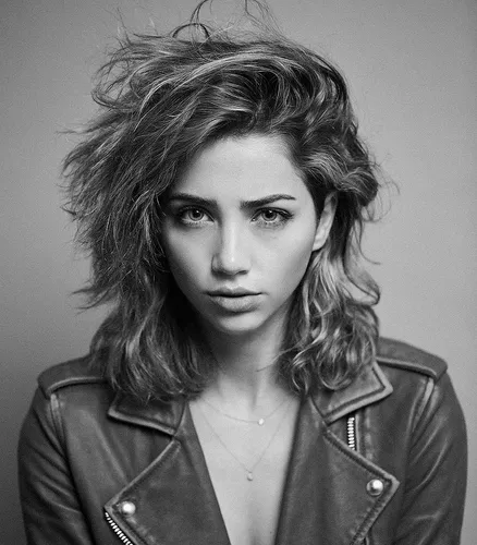 Emily Rudd Computer MousePad picture 1148906