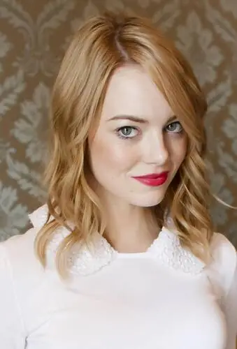 Emma Stone Protected Face mask - idPoster.com