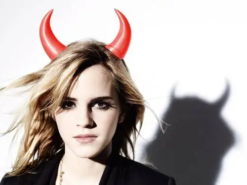 Emma Watson Wall Poster picture 620781