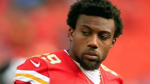 Eric Berry Protected Face mask - idPoster.com