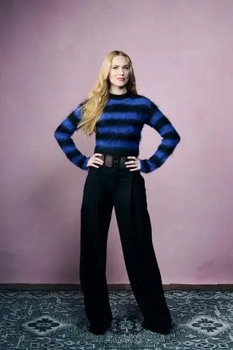 Evan Rachel Wood Women's Colored  Long Sleeve T-Shirt - idPoster.com