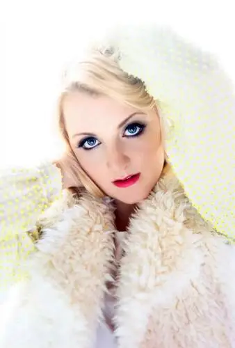 Evanna Lynch Computer MousePad picture 167723