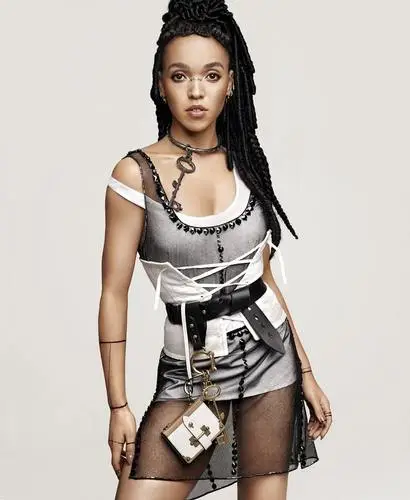 FKA Twigs Jigsaw Puzzle picture 610300