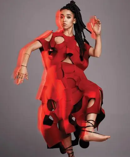 FKA Twigs Jigsaw Puzzle picture 610301