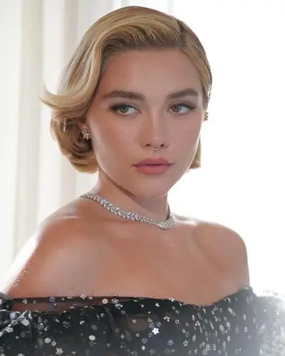 Florence Pugh Wall Poster picture 1049243