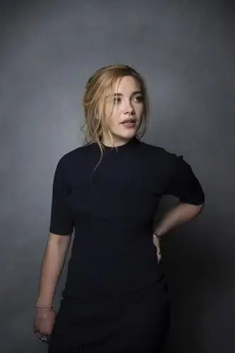 Florence Pugh Wall Poster picture 610371