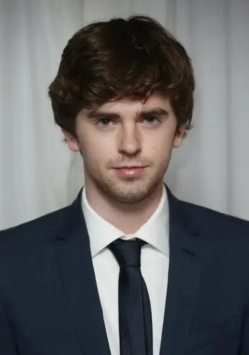 Freddie Highmore Protected Face mask - idPoster.com