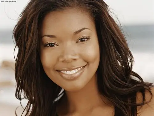 Gabrielle Union the Fame Protected Face mask - idPoster.com