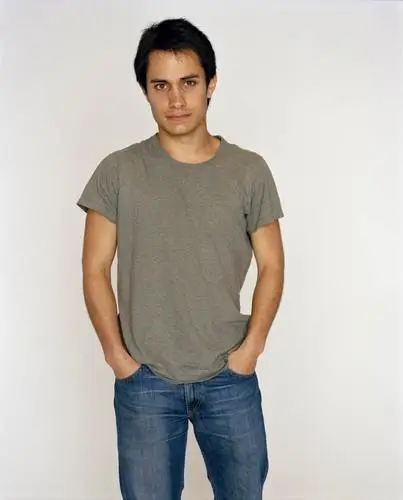Gael Garcia Bernal Men's Colored T-Shirt - idPoster.com