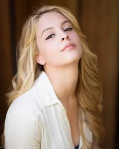 Gage Golightly posters and prints