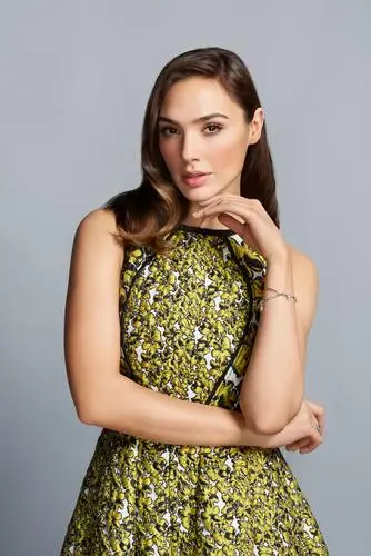 Gal Gadot Wall Poster picture 621614