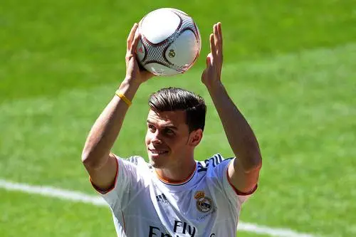 Gareth Bale White T-Shirt - idPoster.com