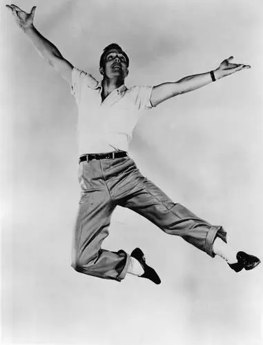 Gene Kelly Wall Poster picture 931121