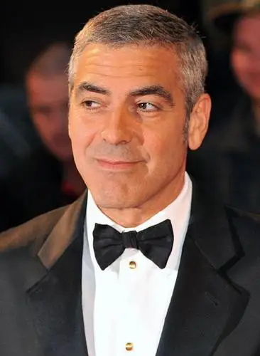George Clooney Men's Colored T-Shirt - idPoster.com